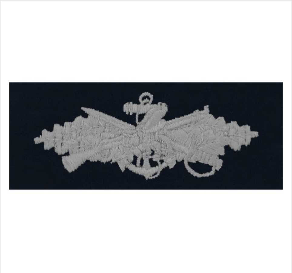 GENUINE U.S. NAVY EMBROIDERED BADGE: SEABEE COMBAT WARFARE ENLISTED - COVERALL