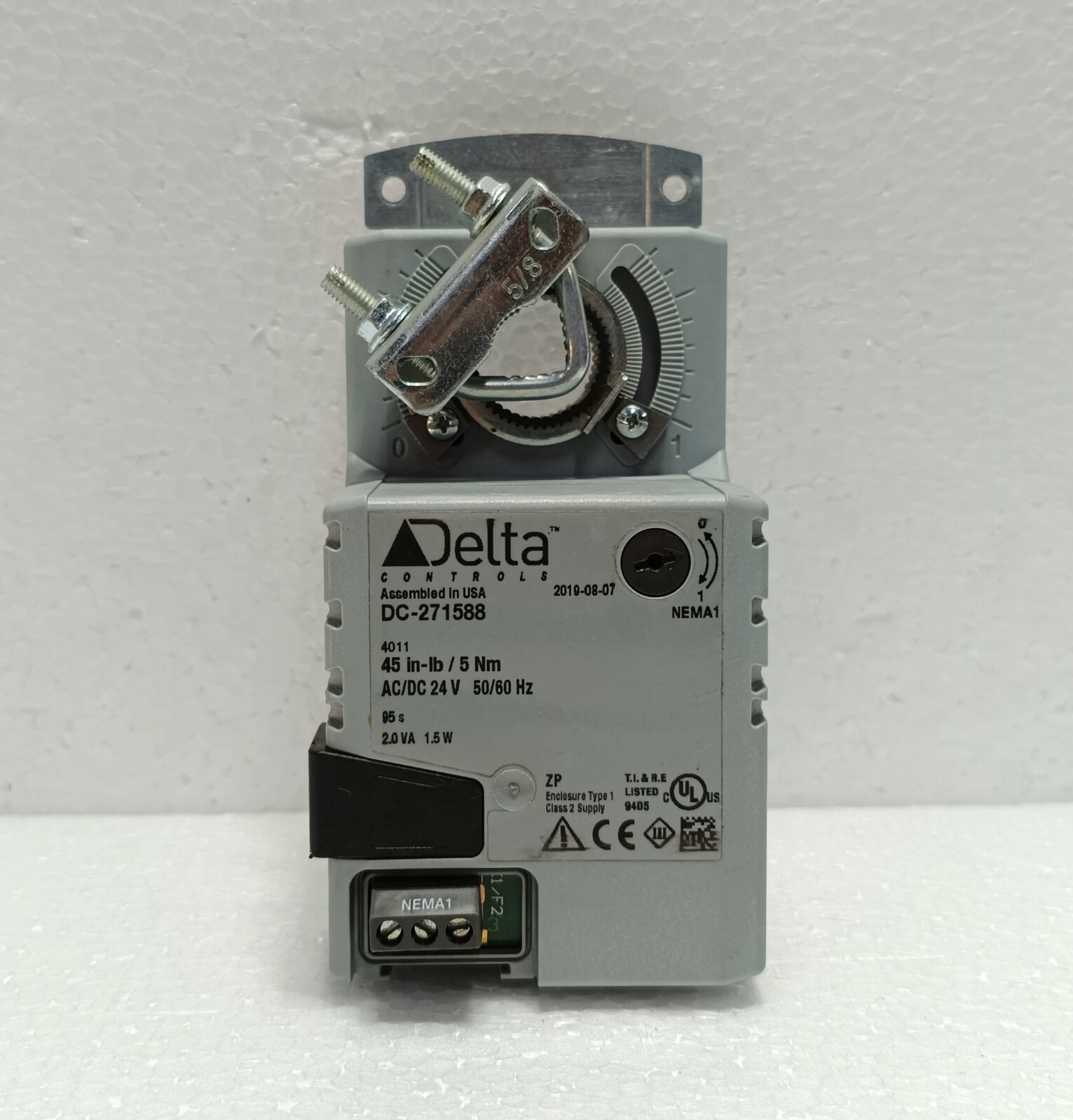 Delta Controls DC-271588 Damper Actuator 24V 45 in-lb | HVAC VAV Used