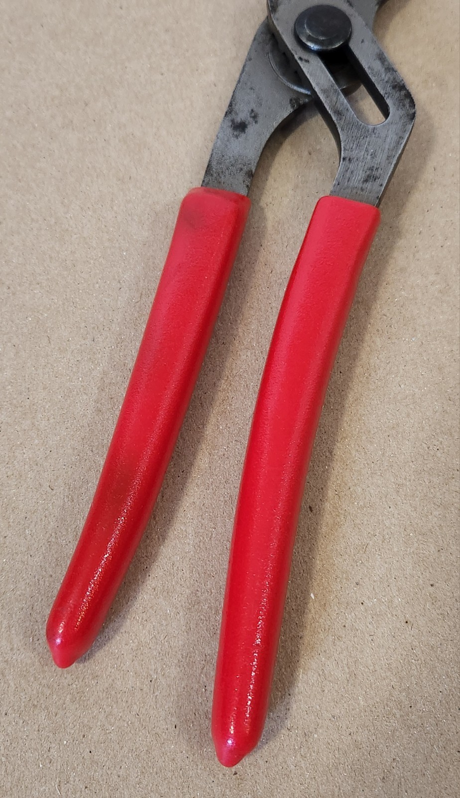 Snap On 91ACP 9" Adjustable Joint Interlocking Channel Pliers RED