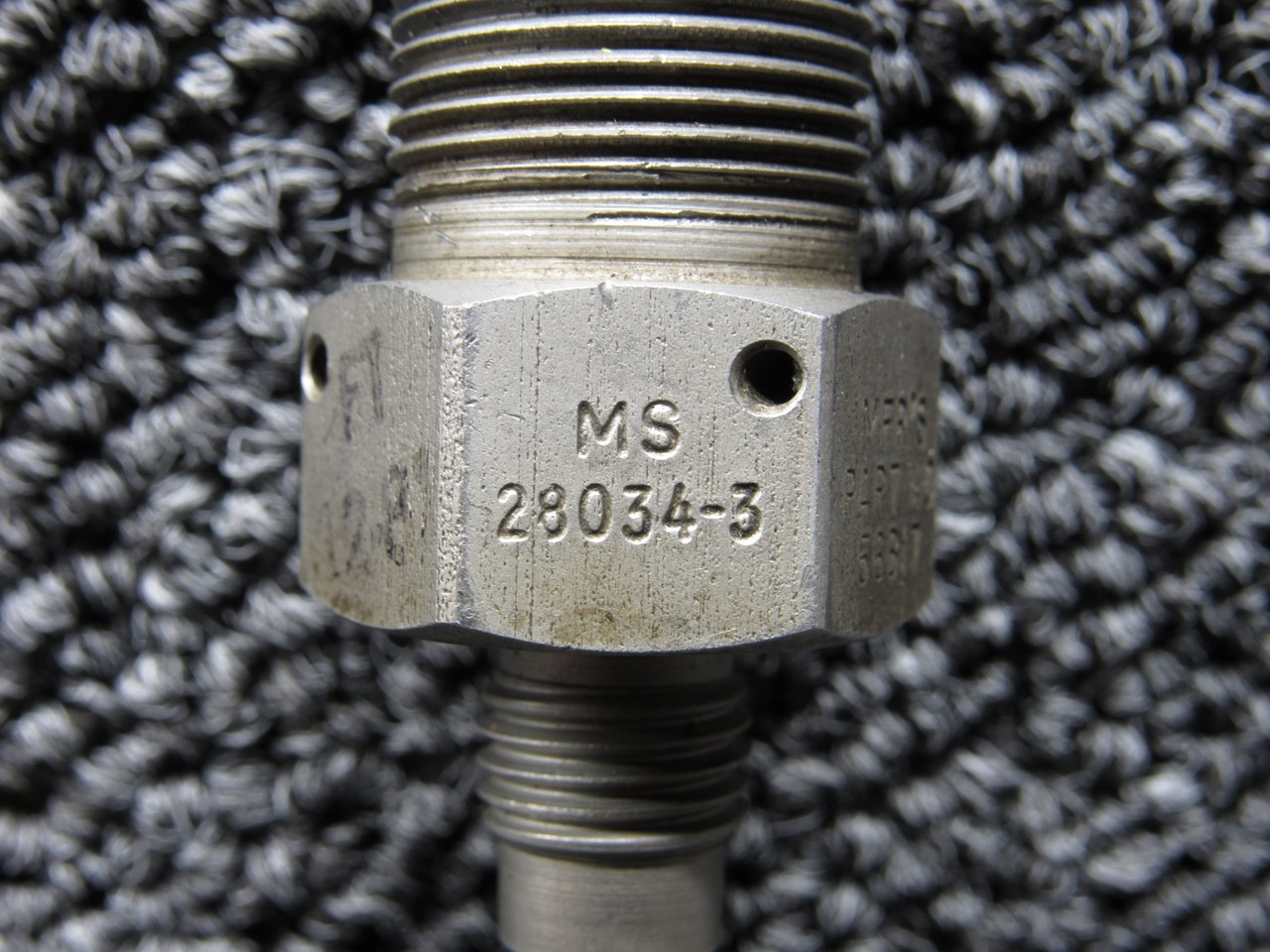 MS28034-3 (Alt: 56B17) Lewis Engineering Oil Temperature Unit
