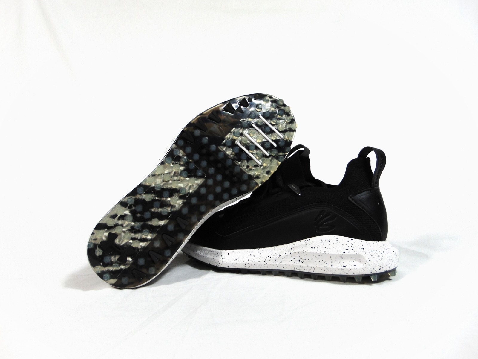Under Armour Steph Curry 8 SL "OREO" Spikeless Golf Shoes Sz 8.5 NEW 3023734 001