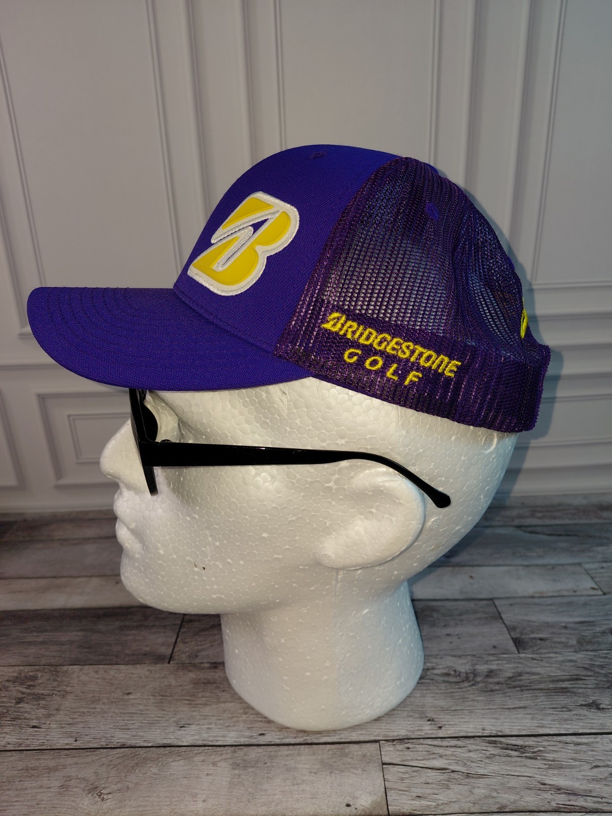 Bridgestone golf hat, mesh, purple, adjustable