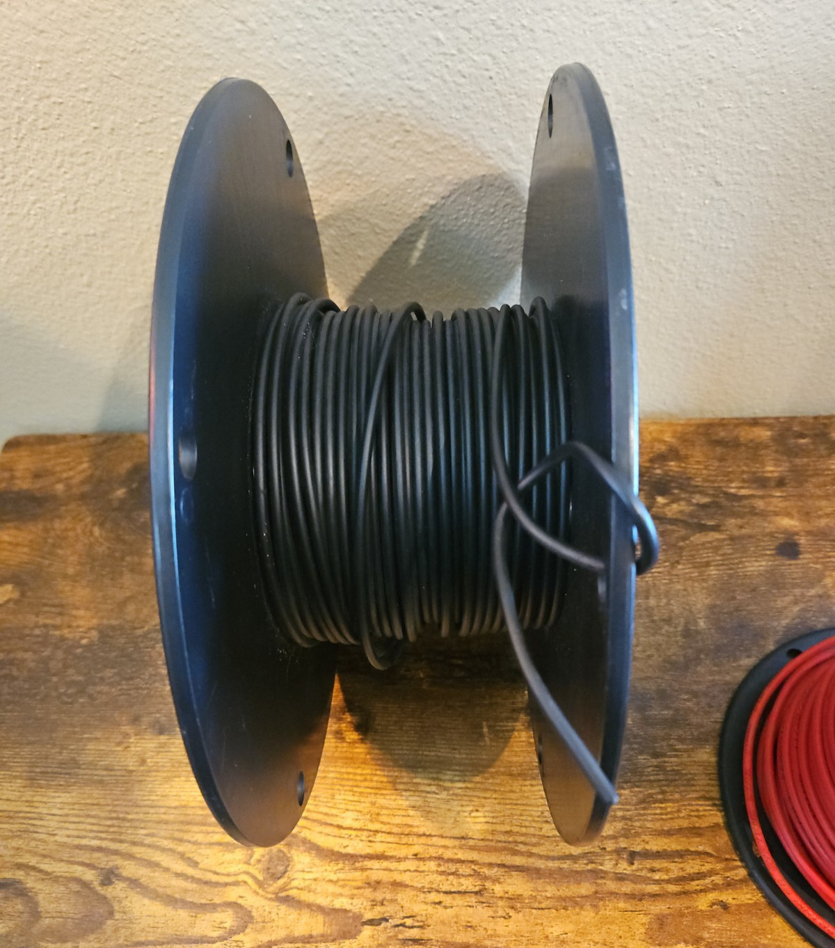 Regency 14 AWG Red Solid Copper Sprinkler Wire & 14 AWG Black Solid Wire