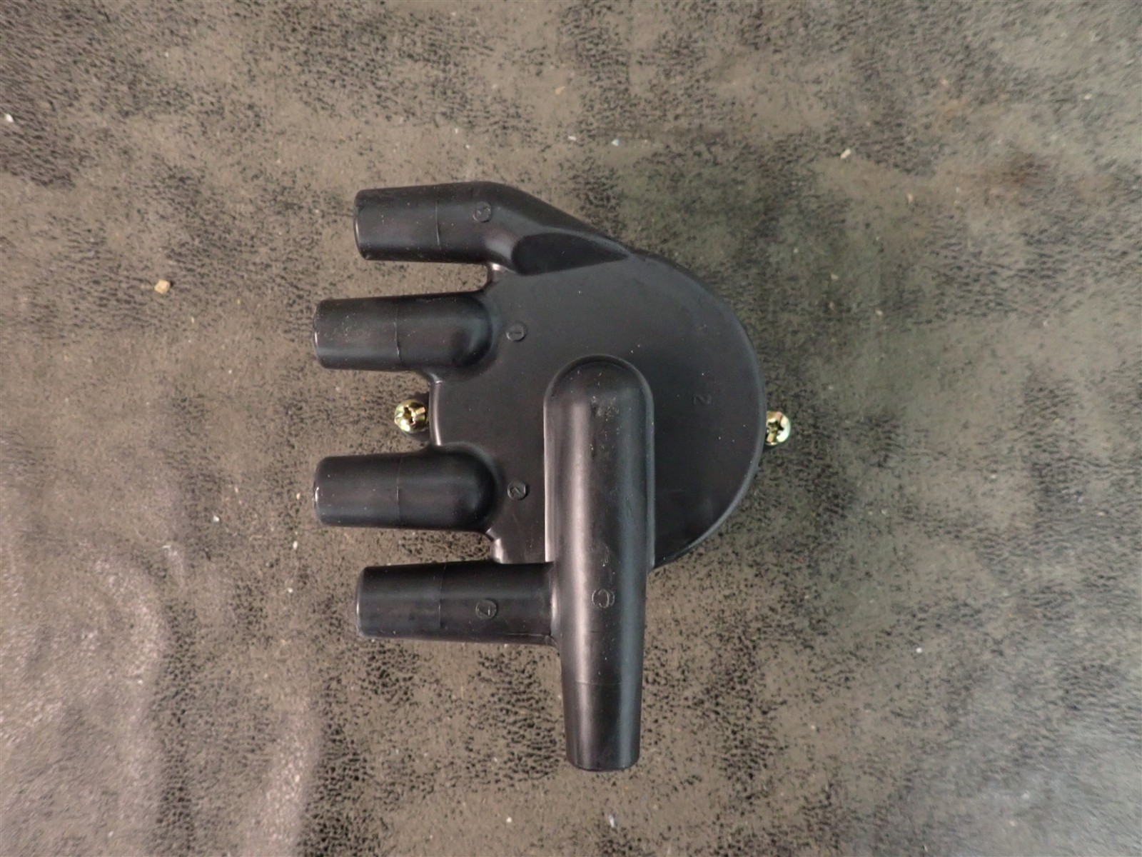 NEW WVE 5D1160 Distributor Cap (G216)