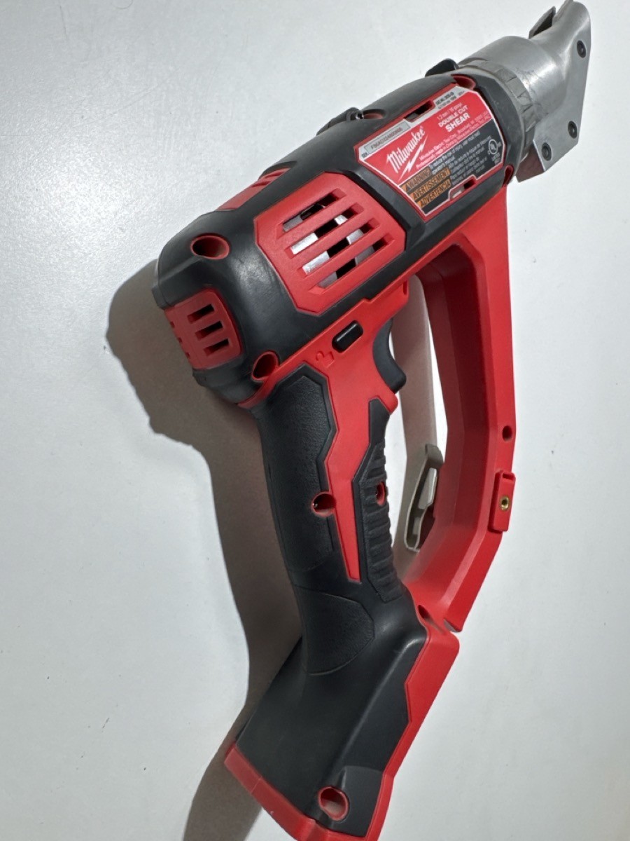 MILWAUKEE DOUBLE CUT SHEAR 2635-20 (P32014748)