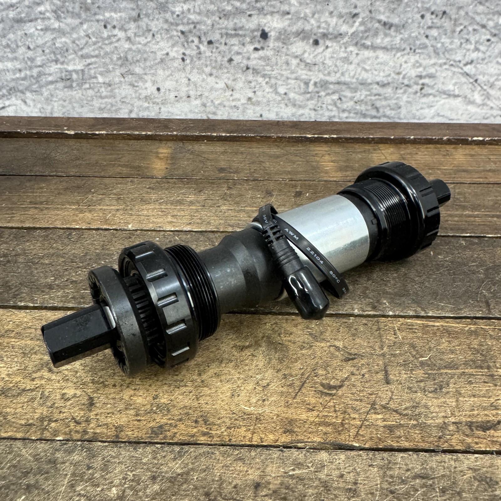 Specialized ELE Globe Bottom Bracket BSA 100mm 184mm Square Taper EBike