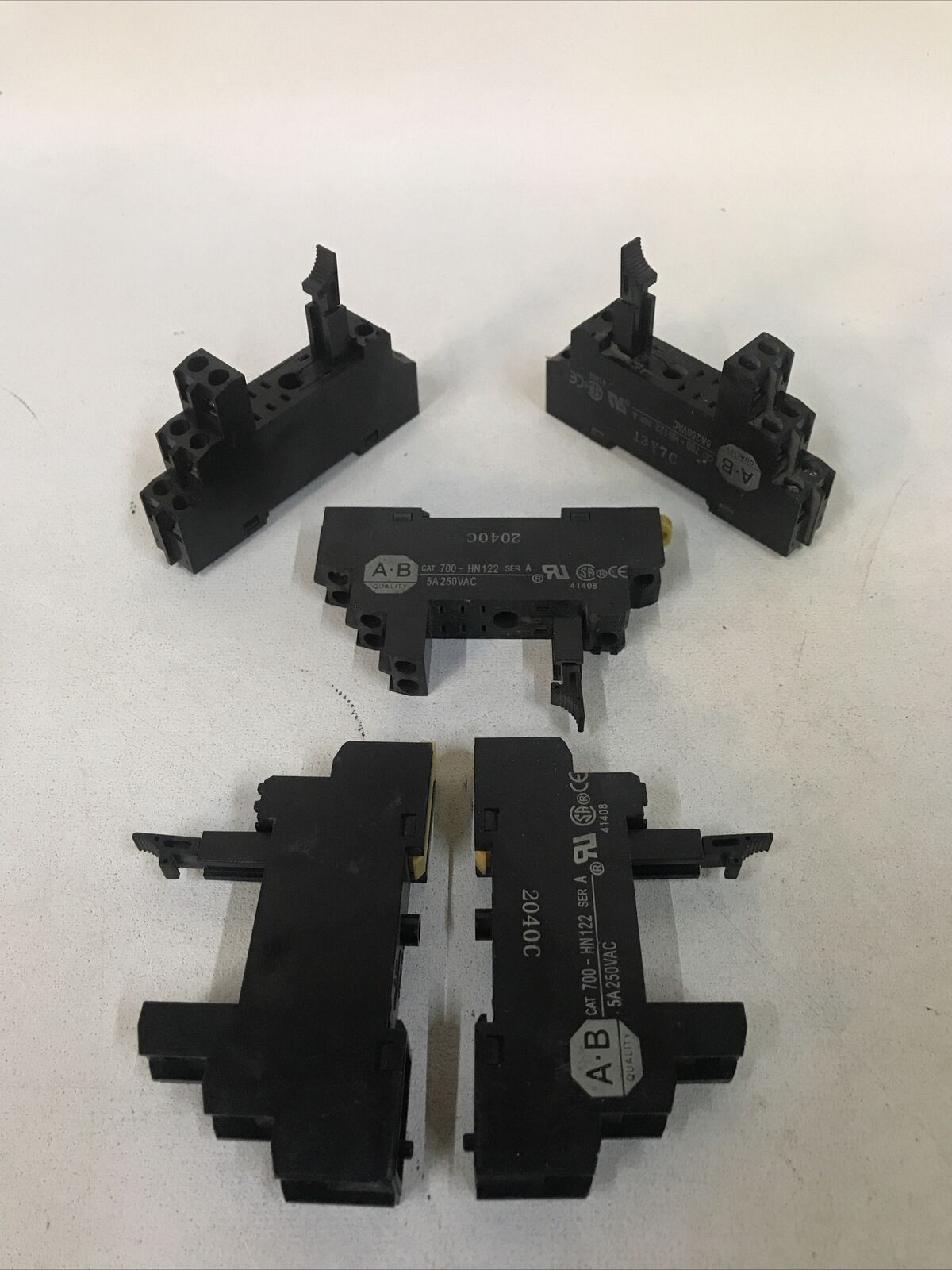 (LOT OF 5) Allen Bradley 700-HN122 Series A Relay Socket 5A 250VAC