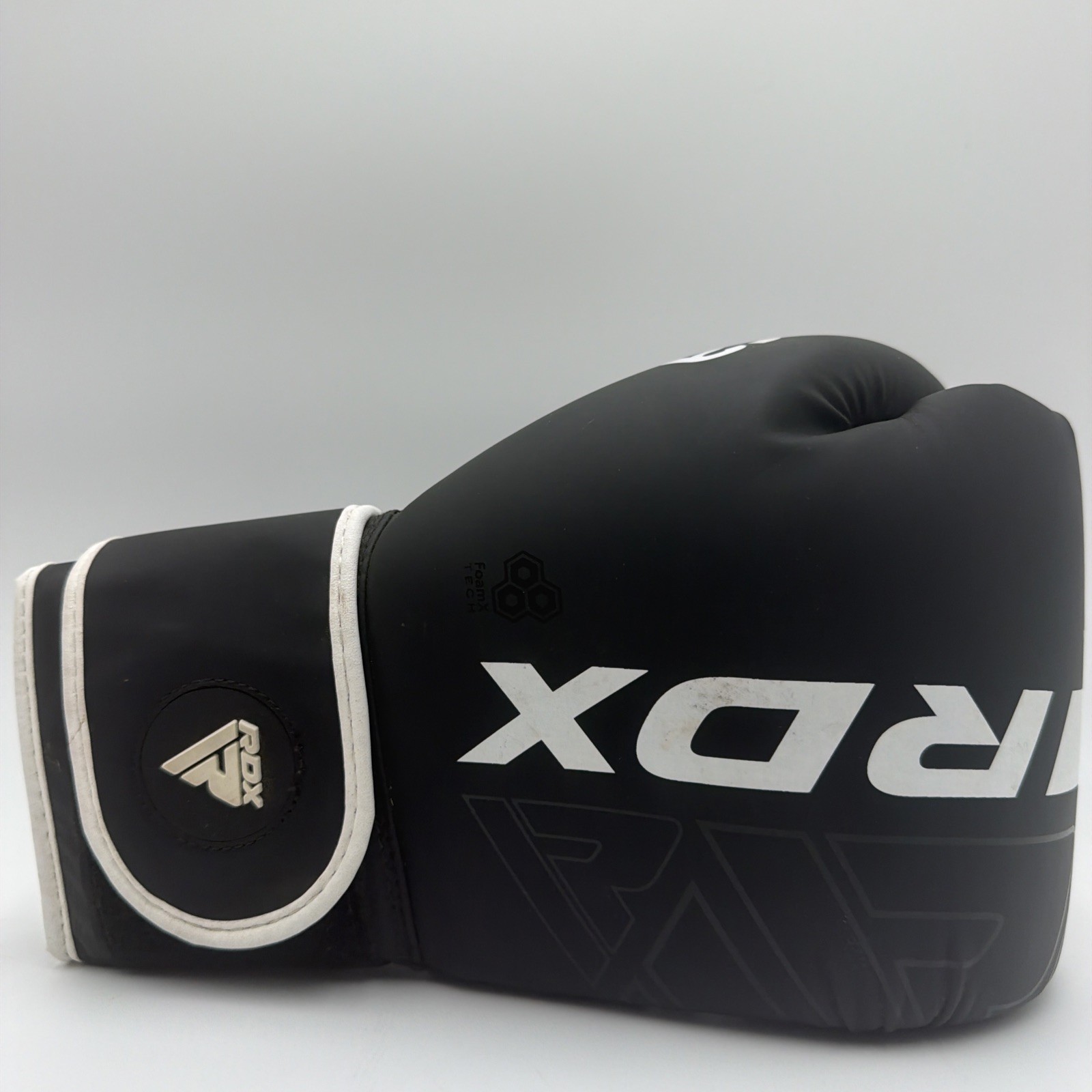 Kara -10oz Boxing Gloves- Training Sparring MMA Kickboxing Fitness Black.