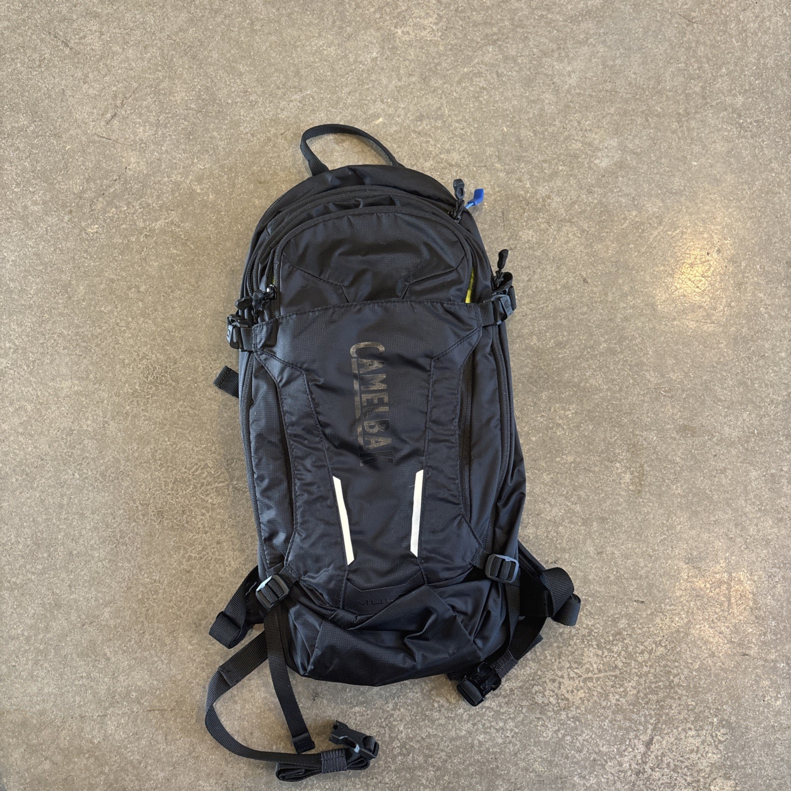 CamelBak Mule Hydration Carrier Pack 3L Black Backpack Day Pack Water