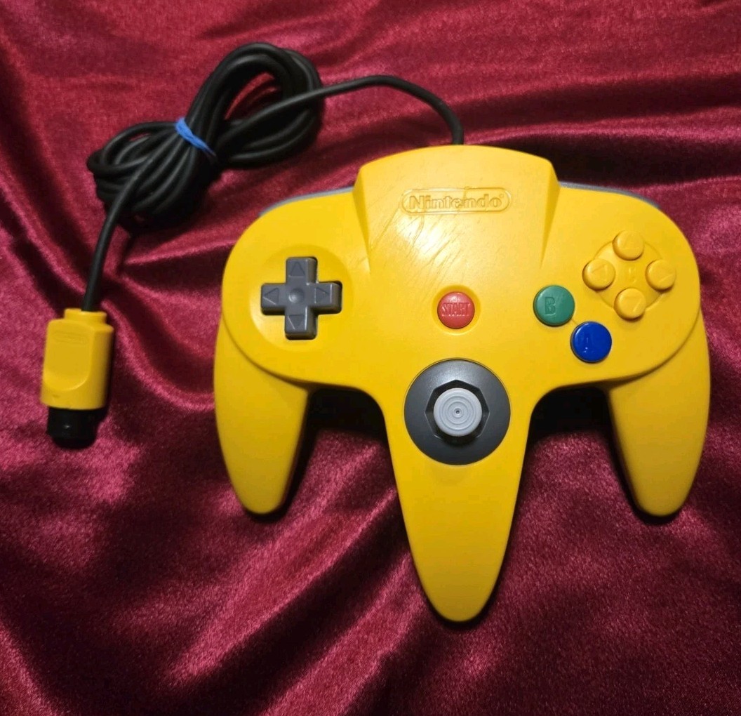 Nintendo 64 N64 Console Black System Bundle with Yellow Controller and Cables