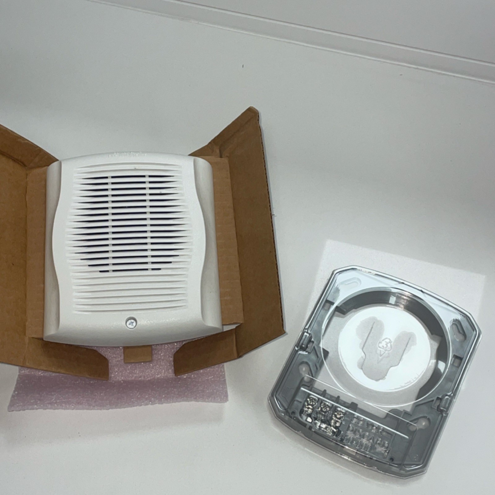 System Sensor SPW SpectrAlert Advance Wall Mount Fire Alarm Speaker  White
