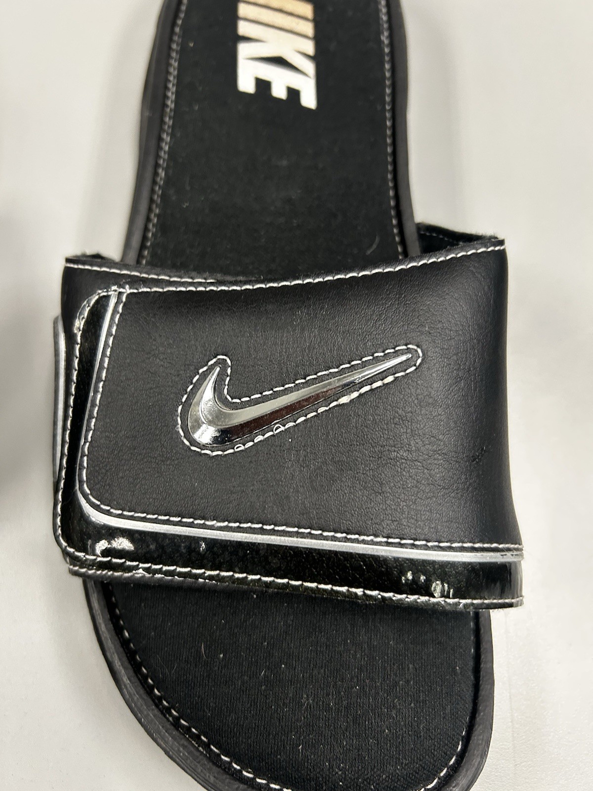Nike COMFORT Slide 2 Sandal Men's Size 11 Black/Metallic Silver 415205 002