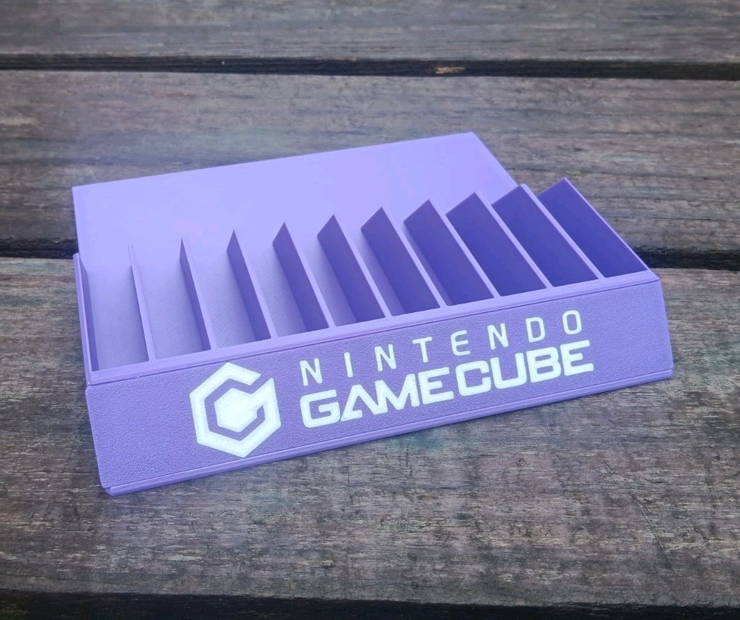 Nintendo GameCube / 10 Game Case Holder / Retro Game Storage Holder
