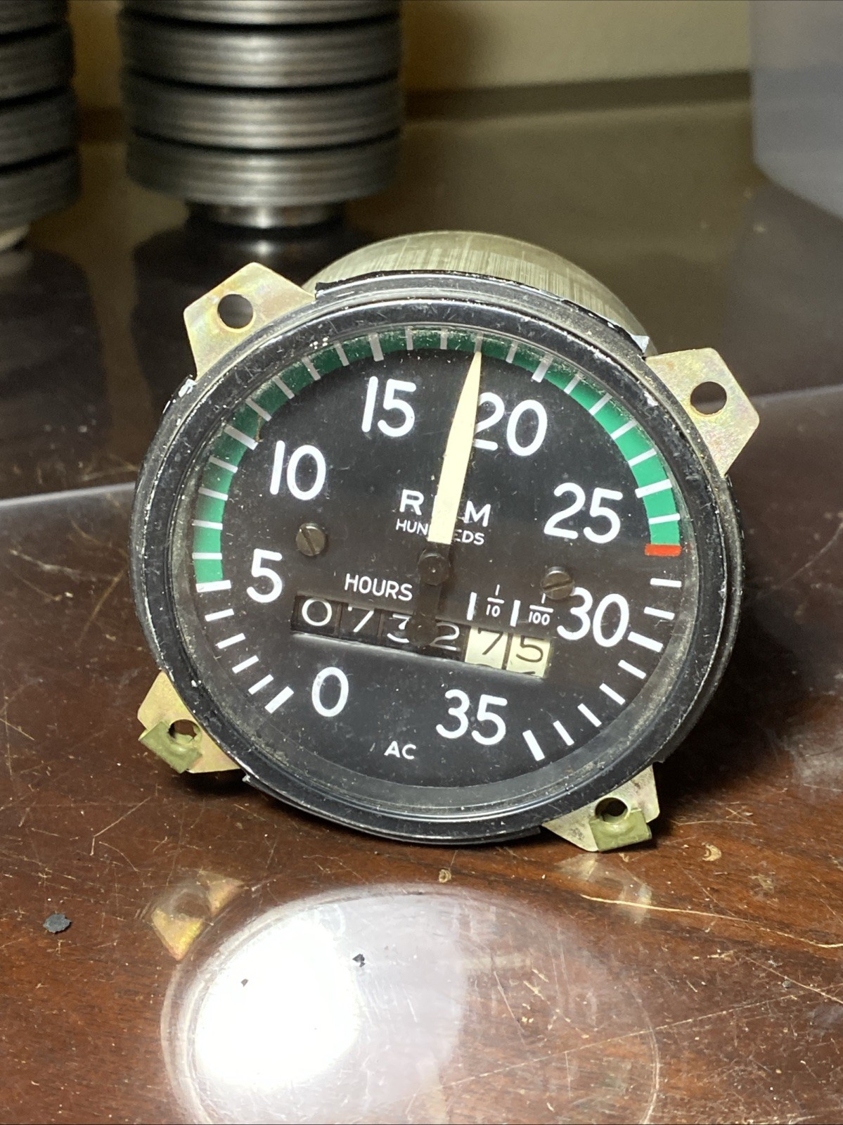 GMC AC DIVISION TACHOMETER RPM GAUGE INDICATOR CORE 732hrs (AP9)