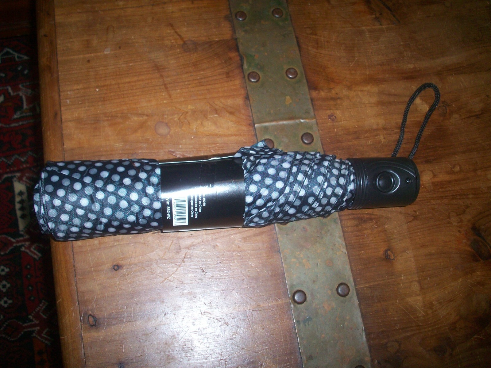 Weather Zone SUPER MINI Oversize Black Polka Dot Manual Push-Button Umbrella 42"
