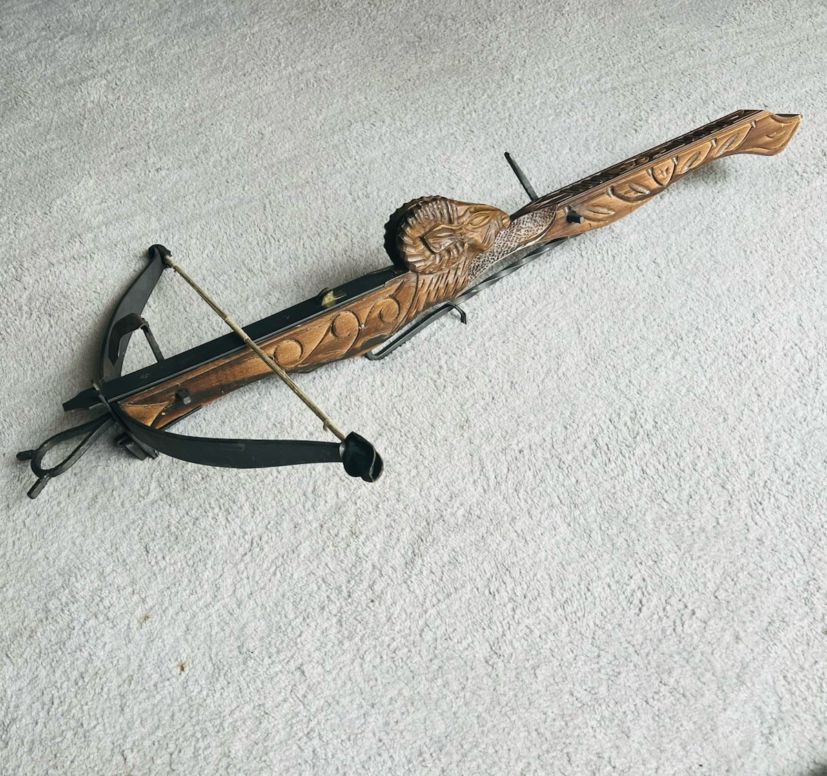 Rare Vintage Medieval Ornate Crossbow Wooden Carved  Ram Head Design Museum