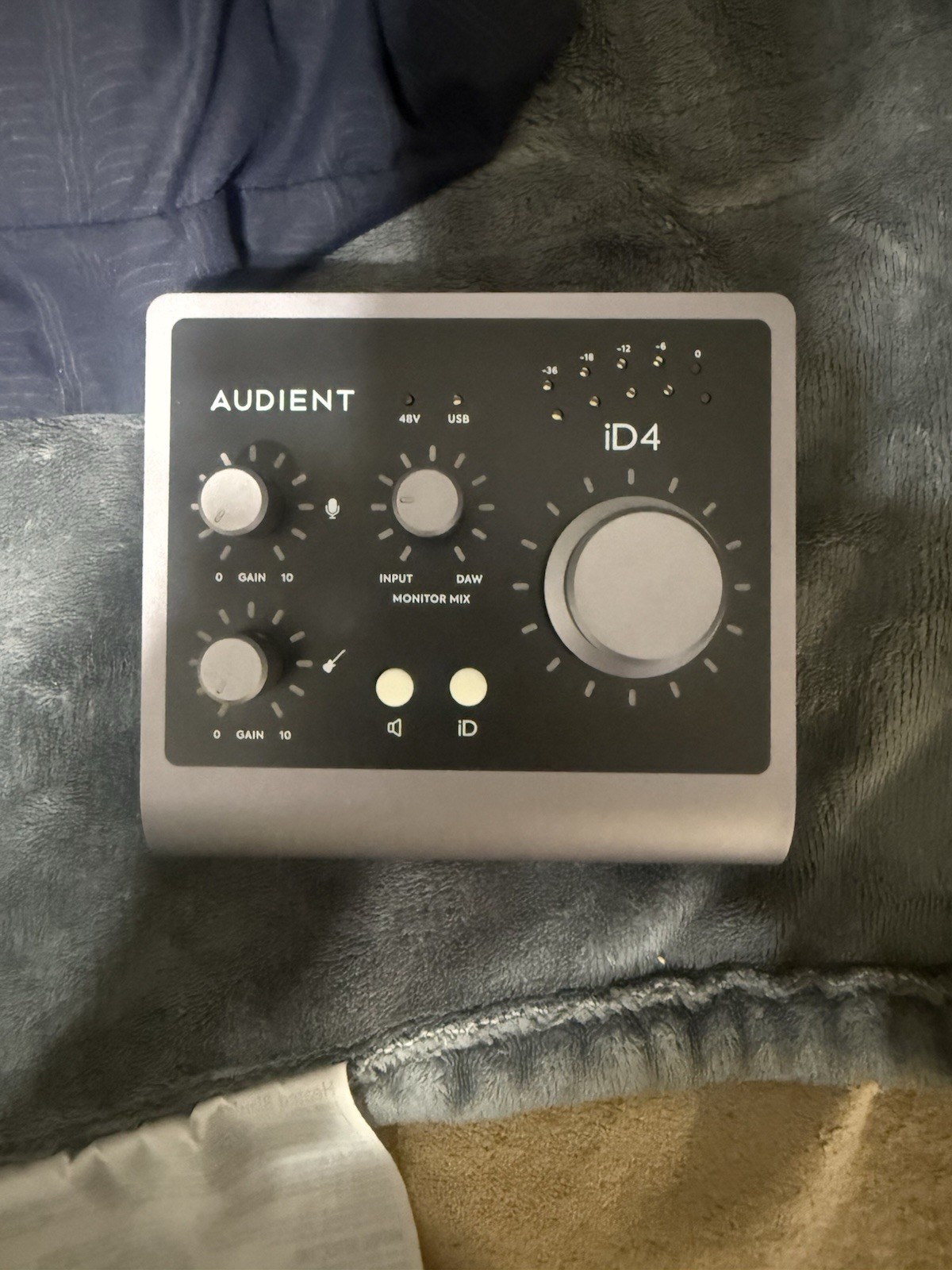 Audient iD4 MKII 2 x 2 USB-C Audio Interface