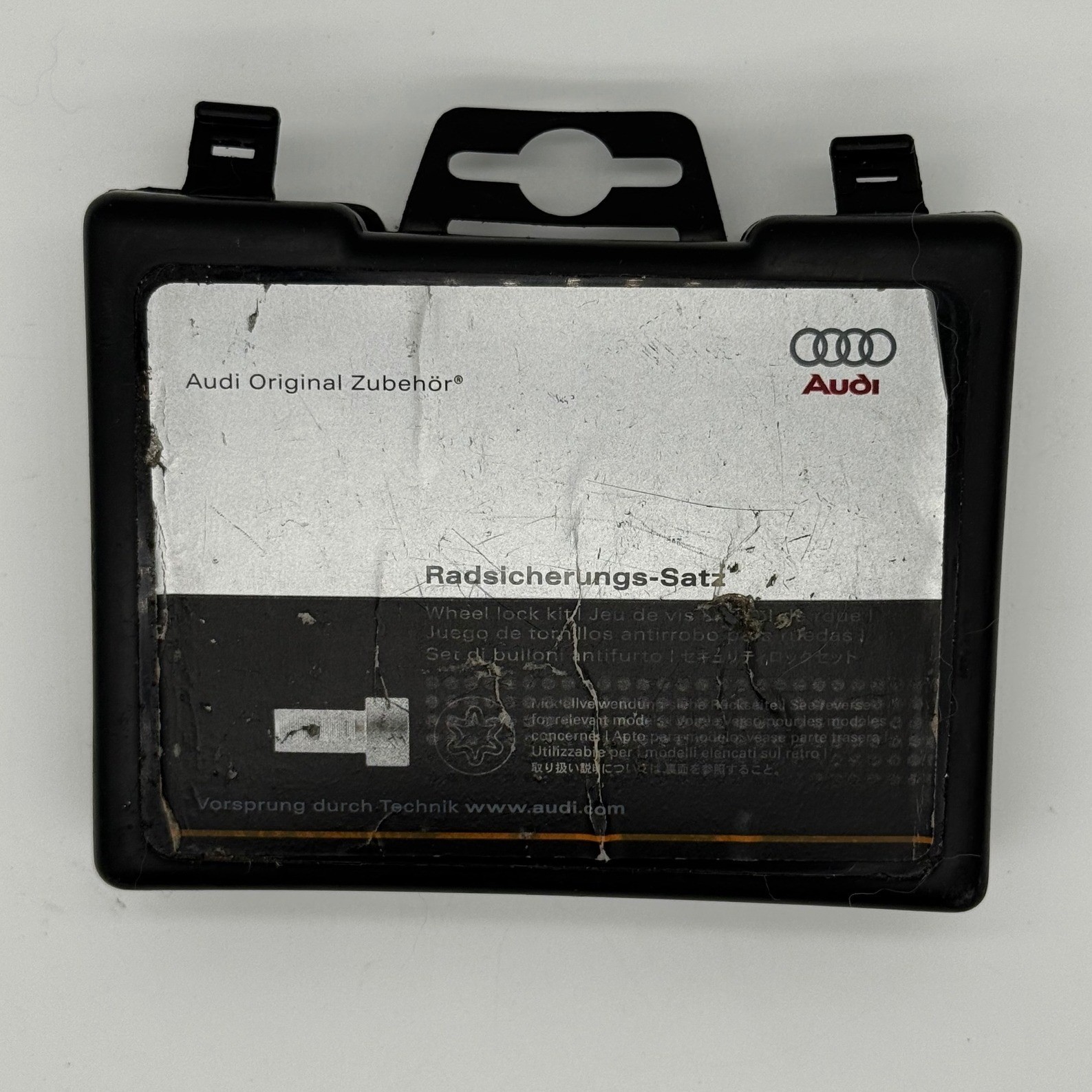 Genuine Audi Wheel Lock Kit Radsicherungs-Satz Locking Lug Bolts with Key Case