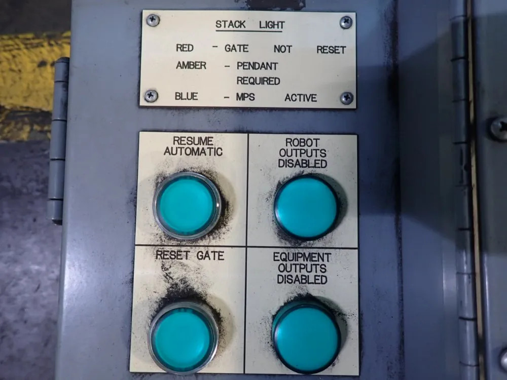 SQUARE D 30528-001-63 CONTROL PANEL 08251472343