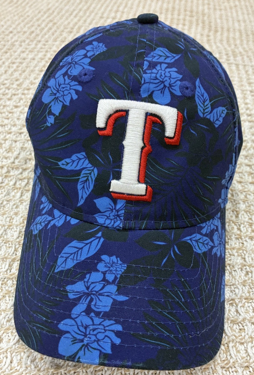 New Era 59Fifty Texas Rangers Women’s Hat Cap Genuine Merchandise Adjustable