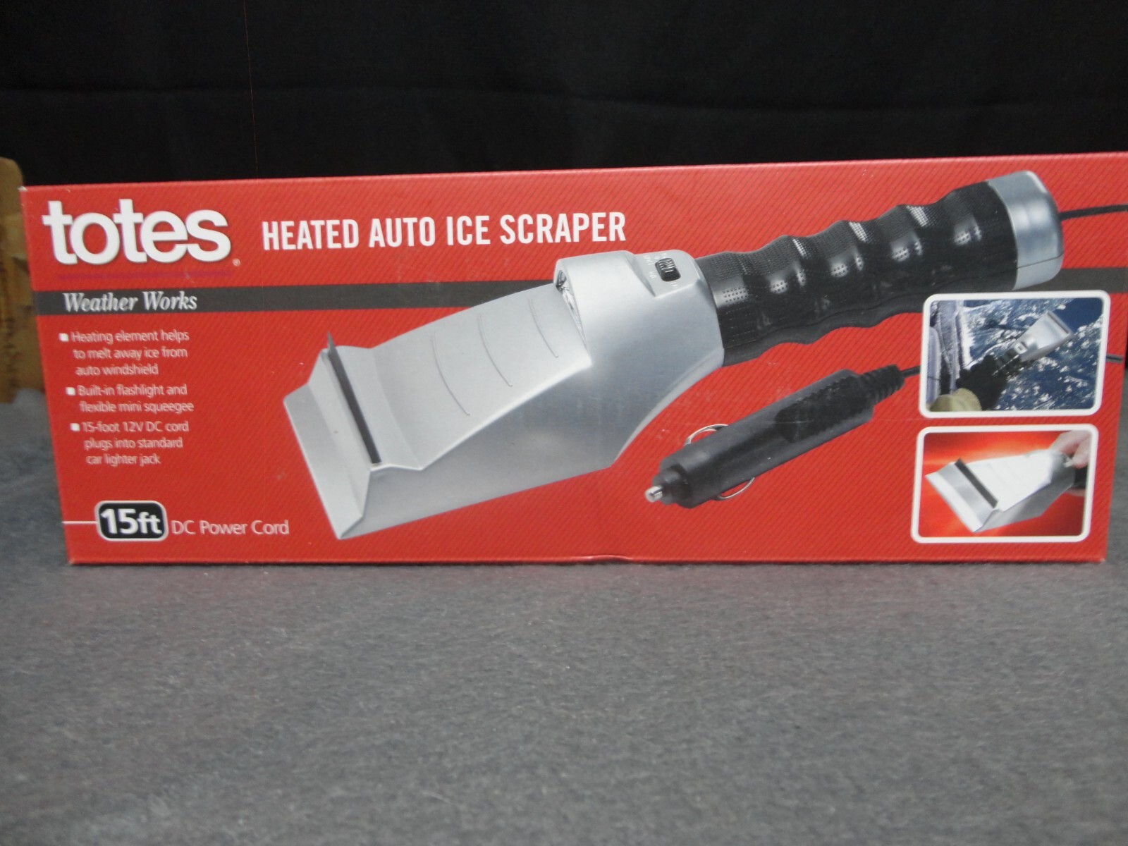 Totes Heated AUTO ICE SCRAPER 15' DC Power Cord Built in Flashlight New