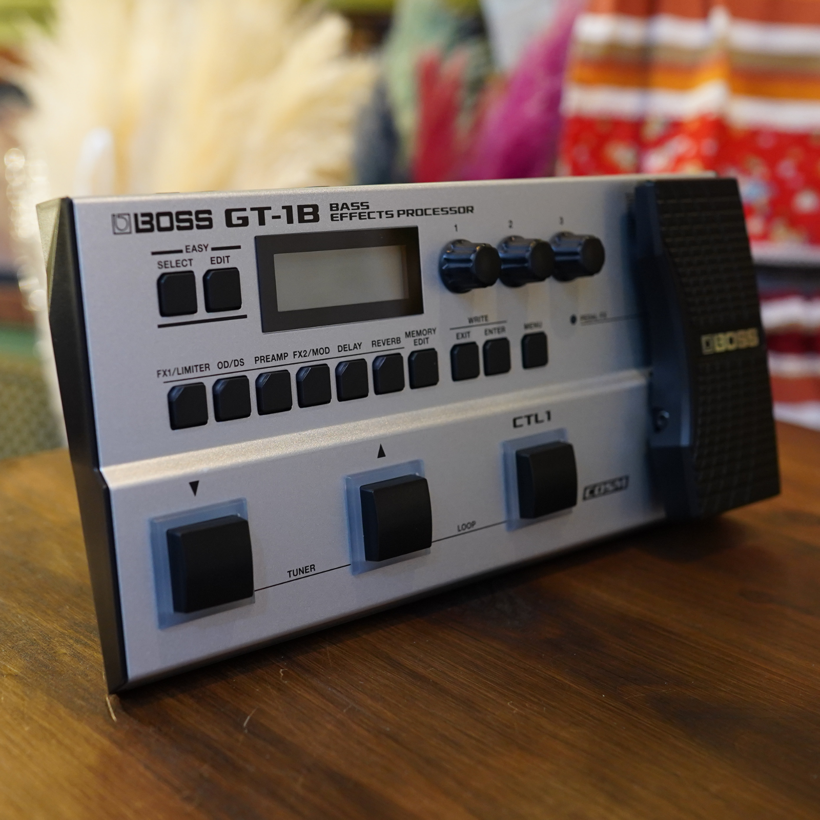 BOSS GT-1B Base Multi-Effects Processor Base Pedal