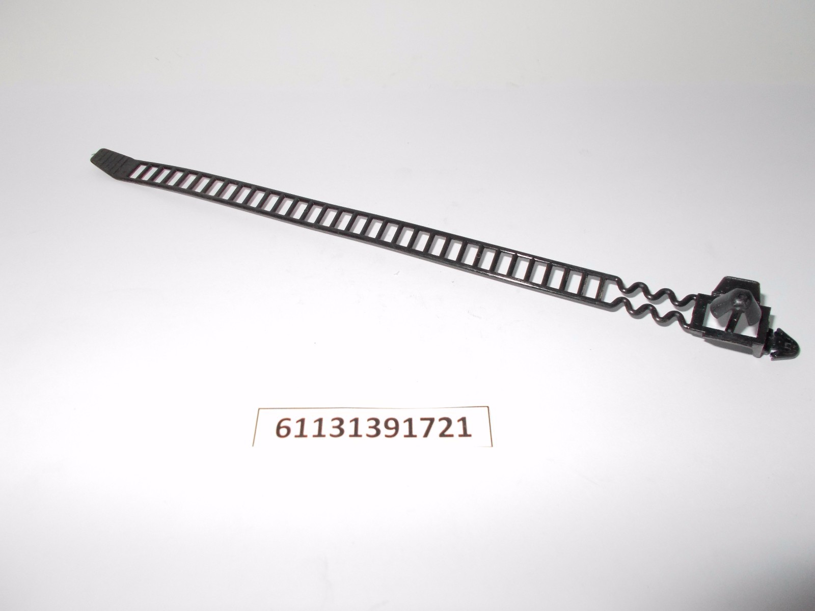 NEW OEM BMW 61131391721 Cable tie