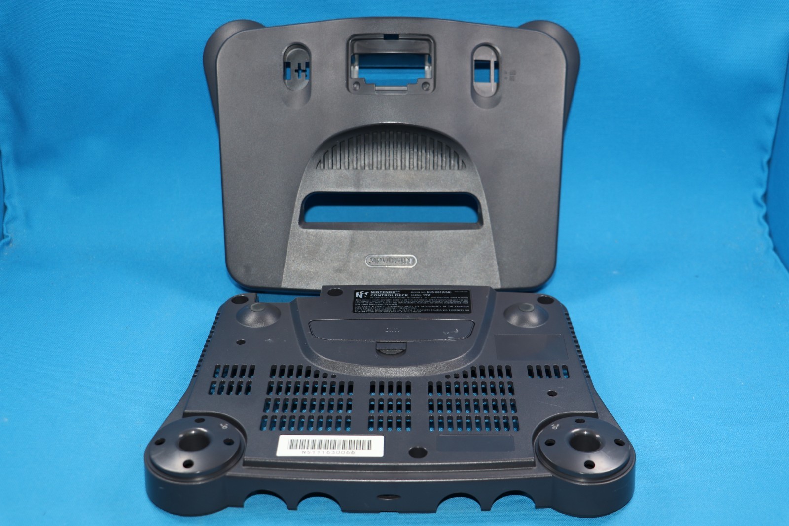 GENUINE OEM NINTENDO 64 N64 TOP BOTTOM SHELL CASE NO CRACKS / BREAKS REGION FREE