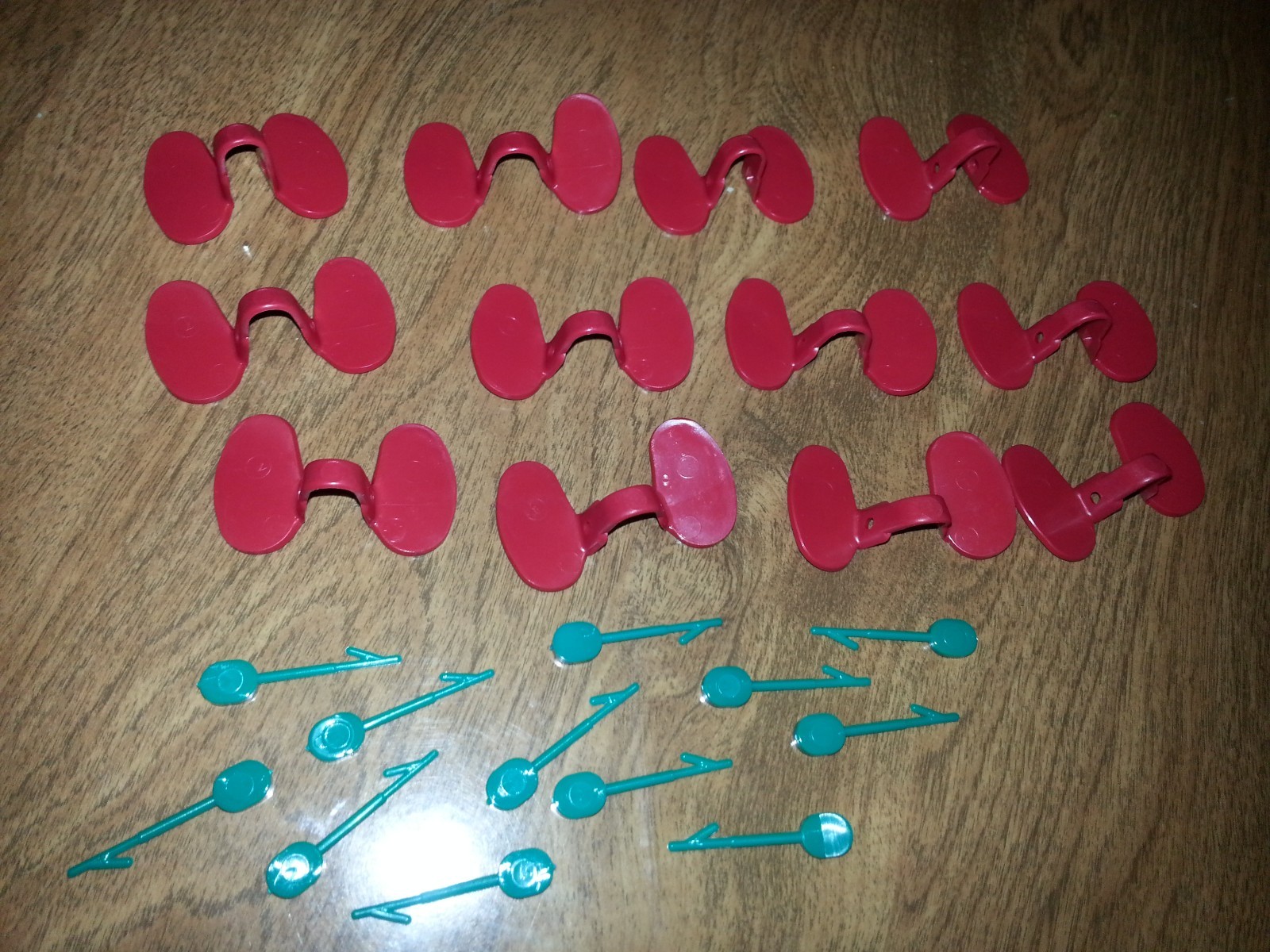 12 - Big Bird Peepers For use on Cock Birds.  Prevents pecking.  Fast Free Ship