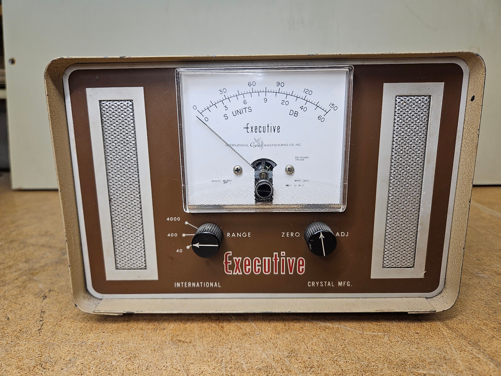 Intl Crystal Mfg Executive S-Meter Model 320S -Vintage Ham Radio- Untested-As Is