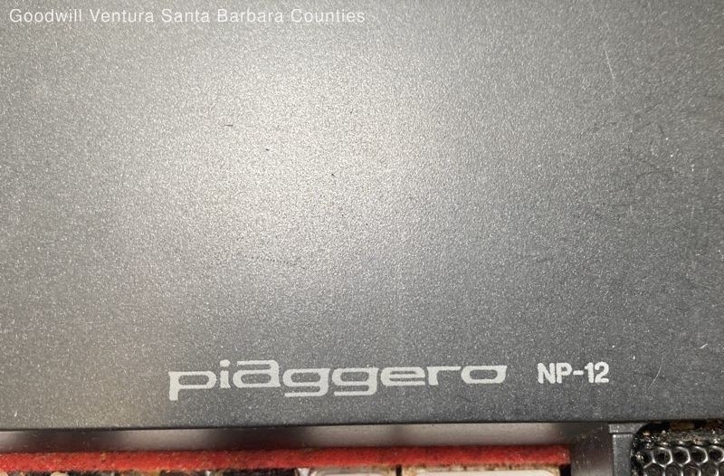 Yamaha Piaggero NP-12 61-Key Electronic Keyboard