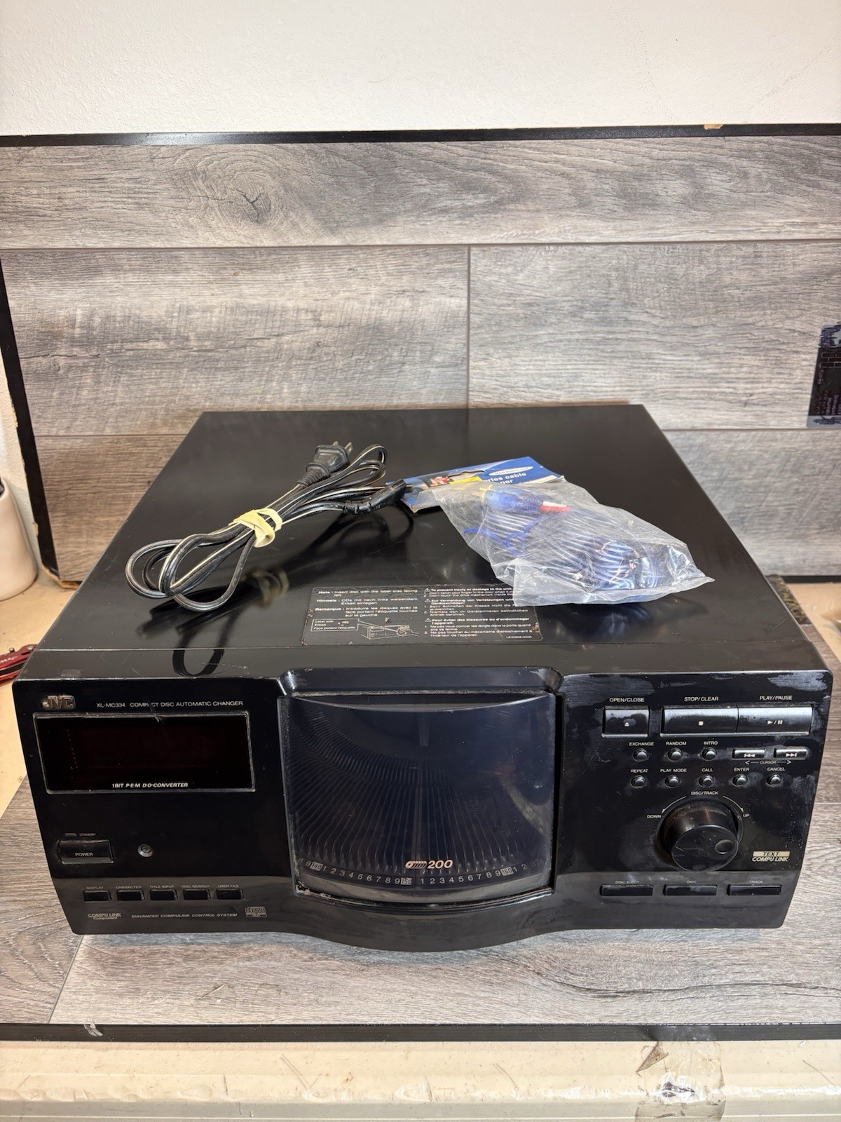 JVC XL-MC334BK 200 CD Compact Disc Automatic Changer w/ Cables Tested No Remote