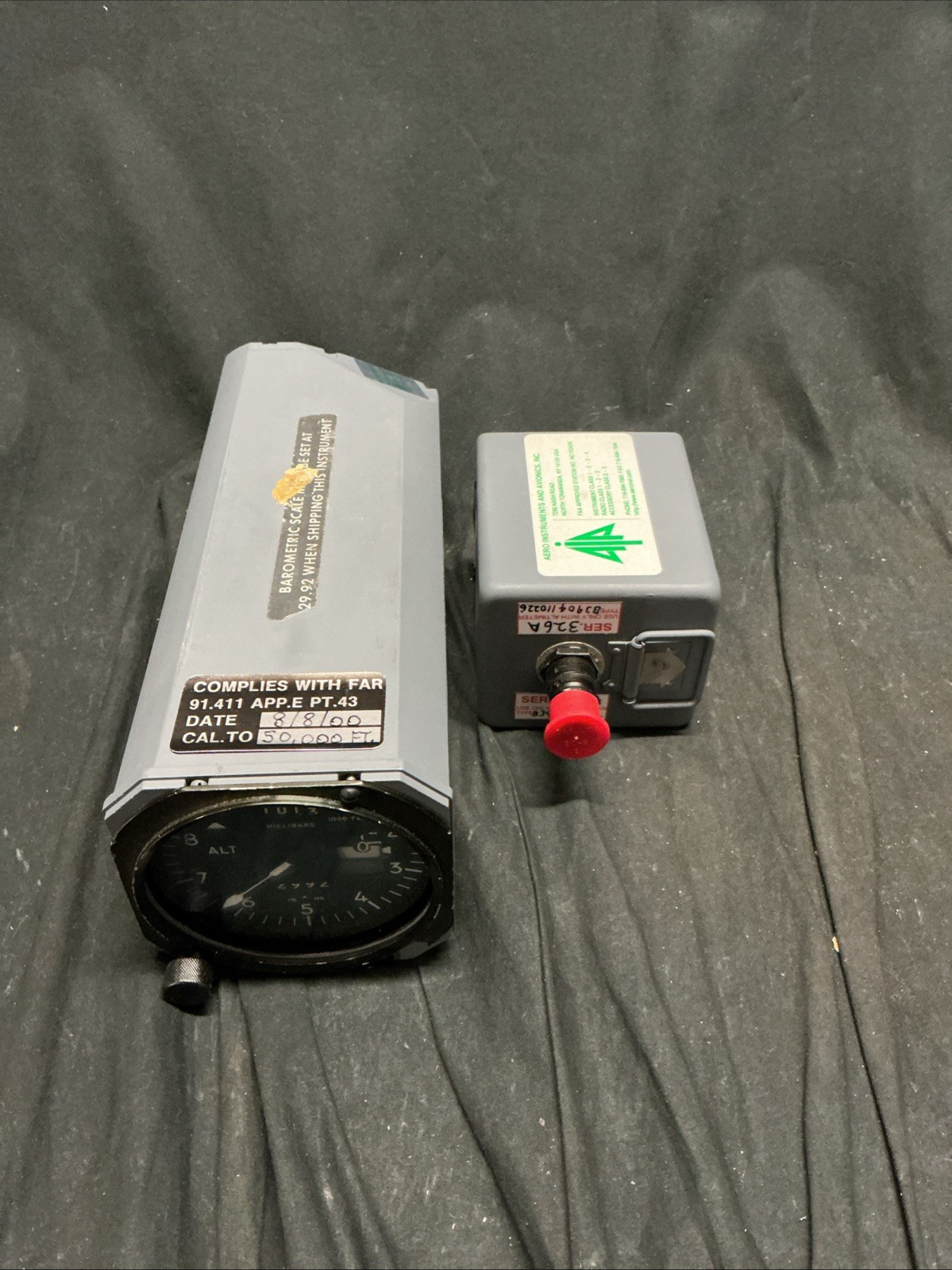 Altimeter/Alti-Coder; MPN D3905110226; S/N 326A; SERVICEABLE