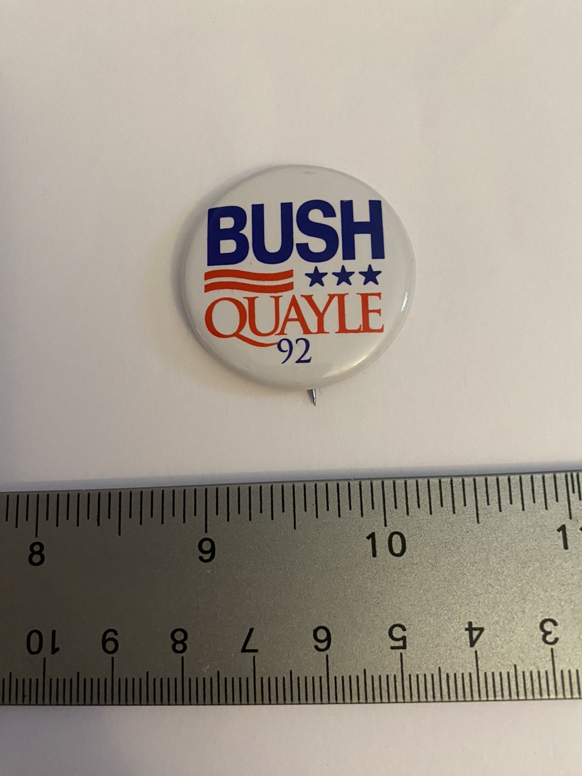 Bush Quayle 92 Pin Back Button P145
