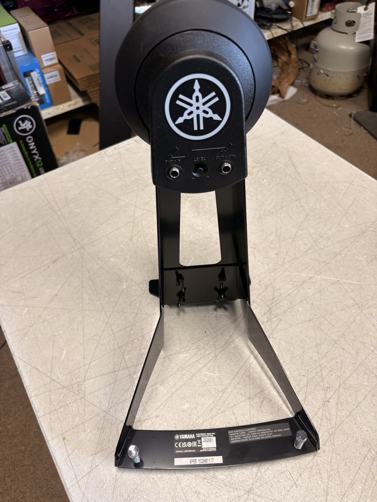 Yamaha KP65 Electronic Kick Tower