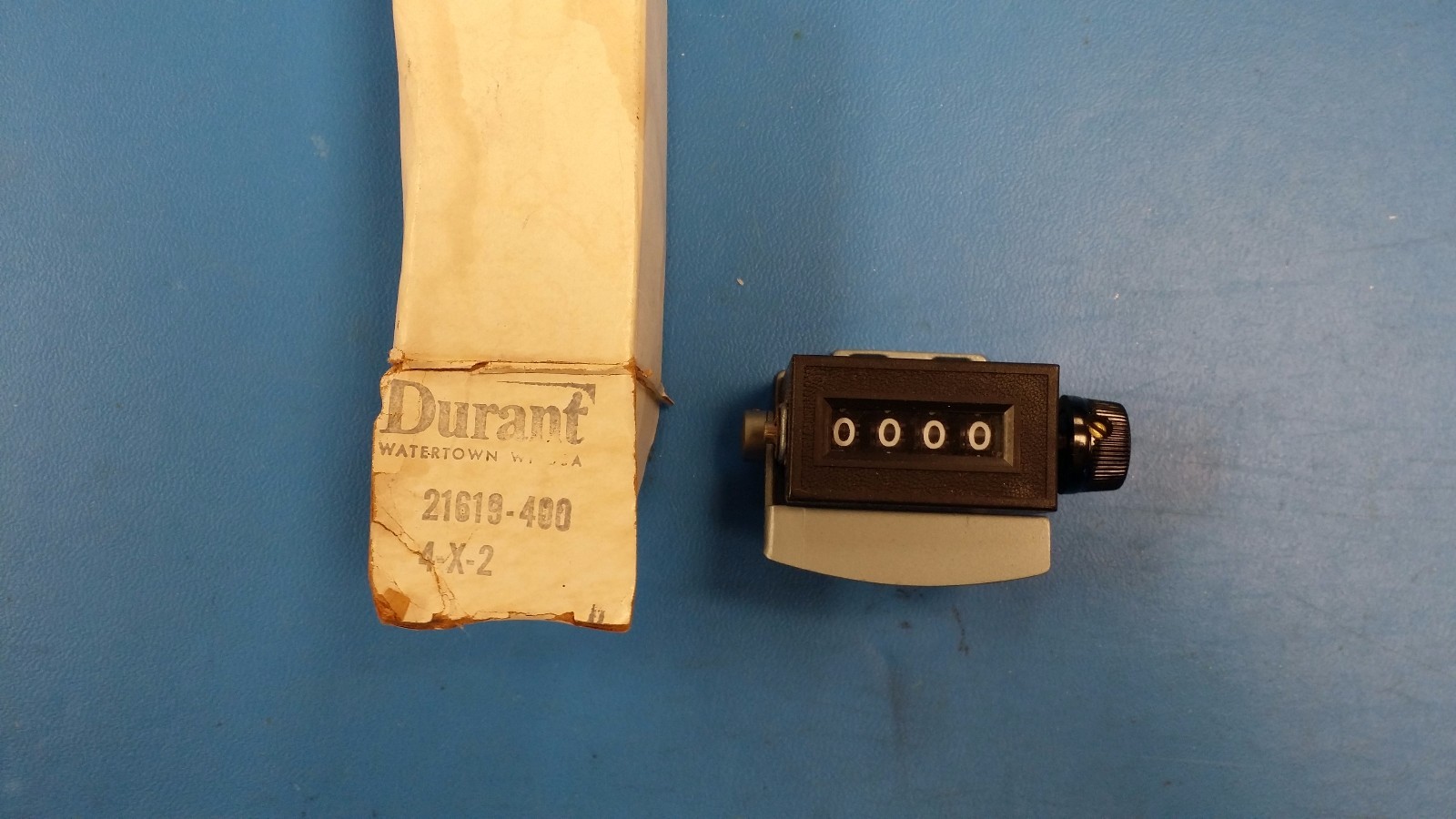(1 PC) DURANT MODEL 4-X-2 MECHANICAL COUNTER