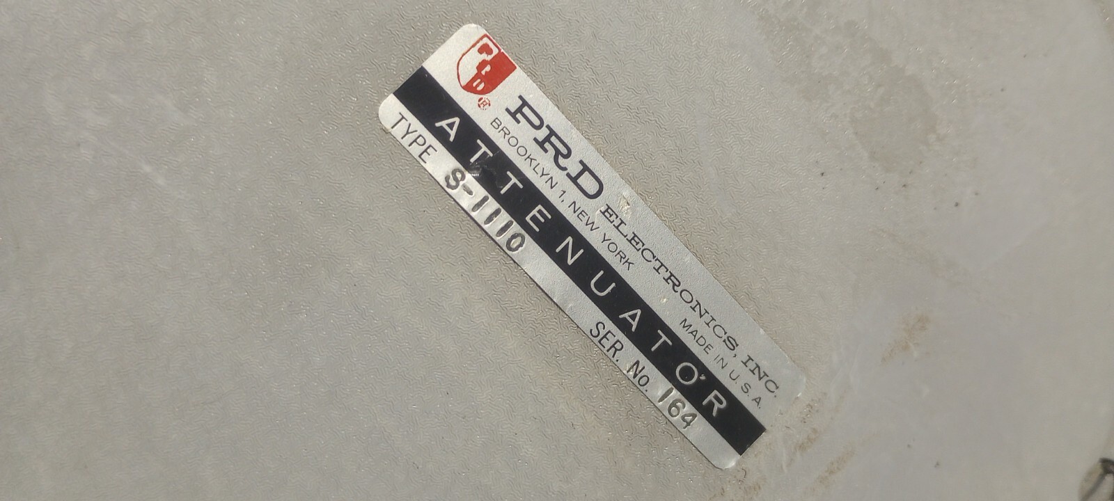 Nice Working PRD S-1110 Variable Attenuator 1.9 - 40 GHz 10 Watt max.