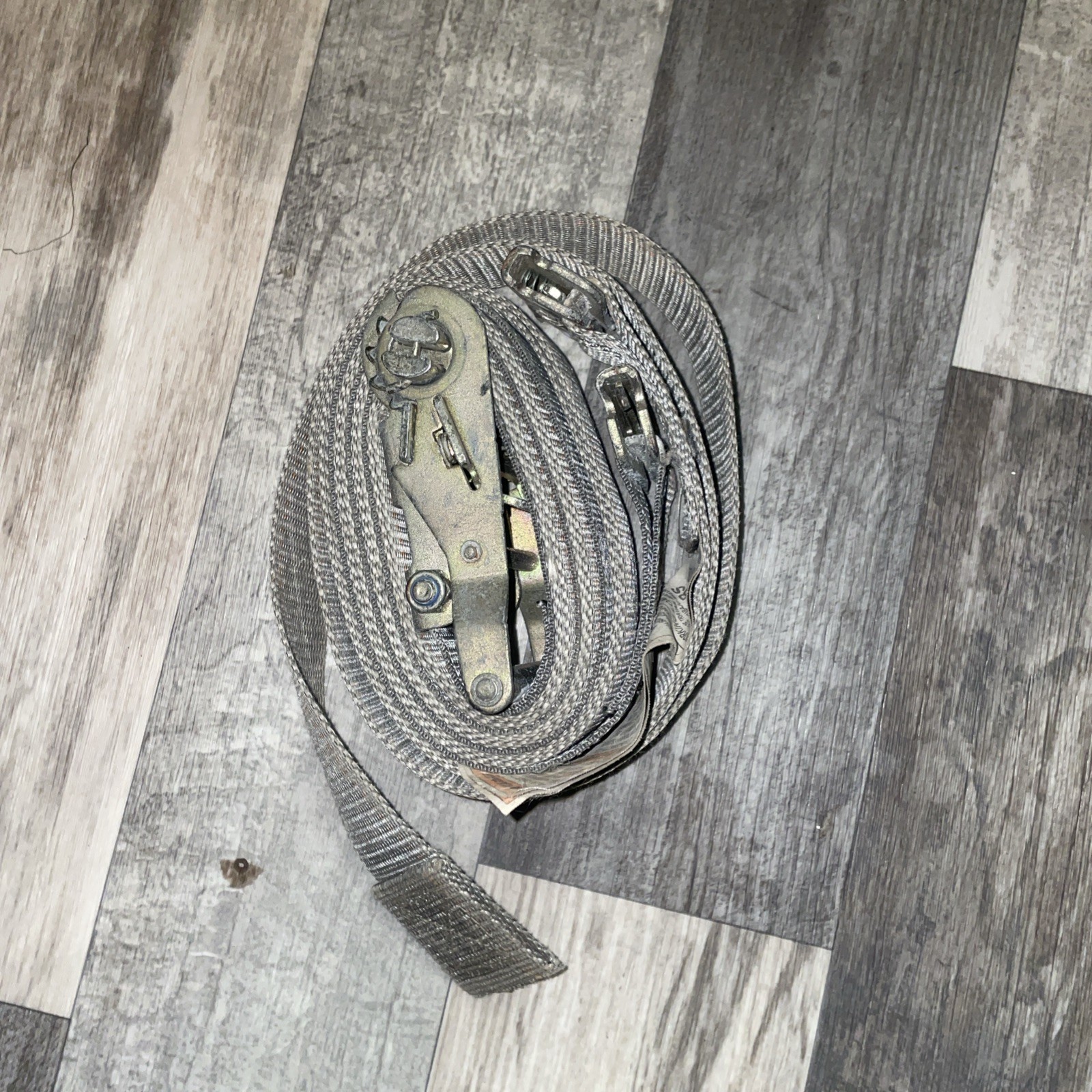 KINEDYNE 2" by 16' Spring Loaded Logistic Ratchet Strap 641601, 1000 Lbs Max, 81