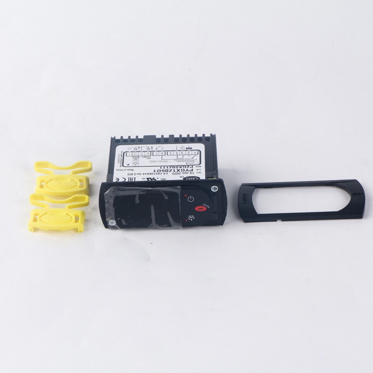 1PCS NEW CAREL PZGXS0J111 with 2 Sensor Probes Temperature Controller