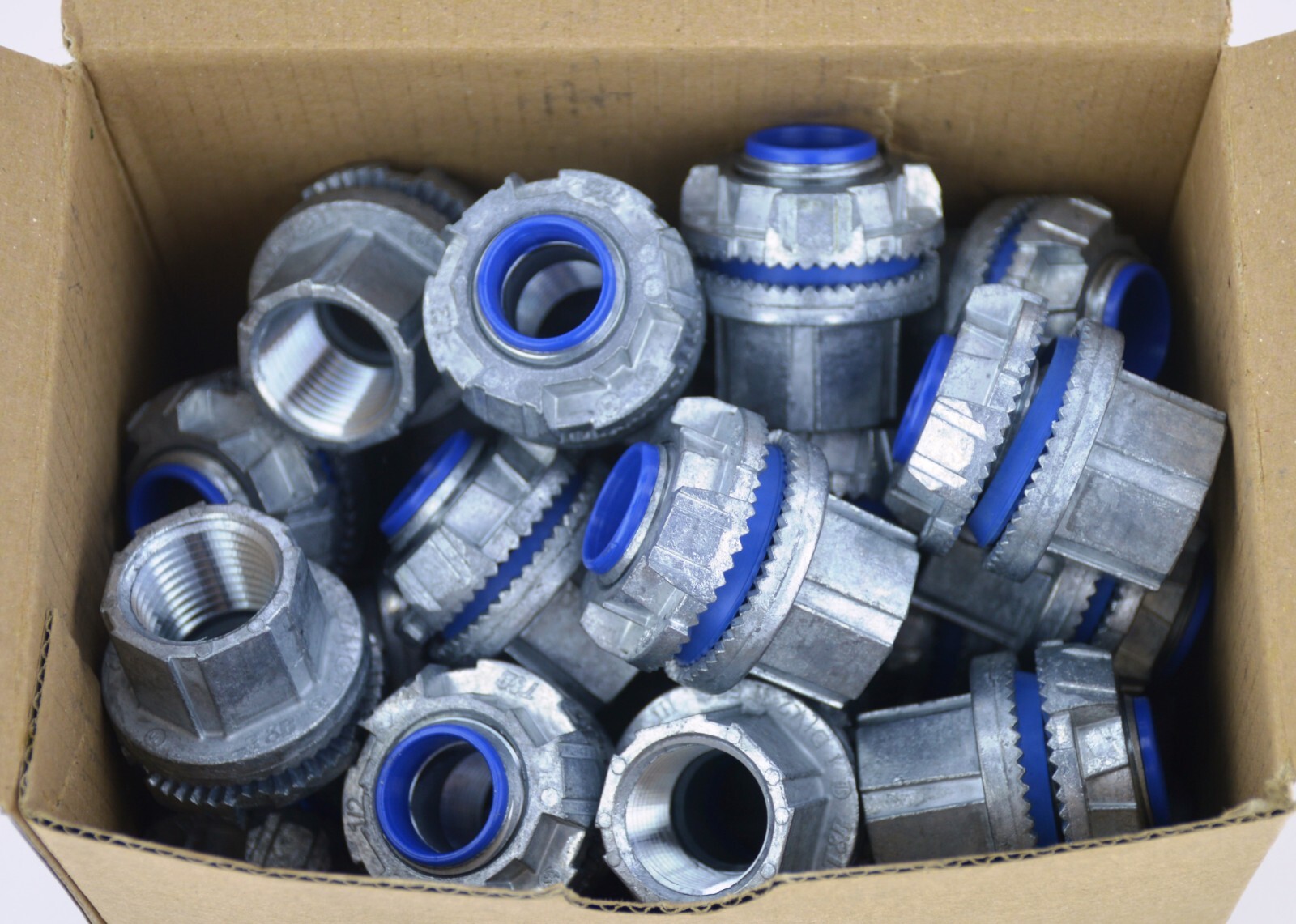 NEW Thomas & Betts H050-TB, Conduit Hub, 1/2 Inch Zinc Conduit Hub, BOX OF 25