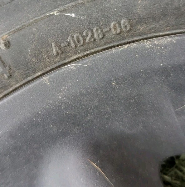 Orbit Baby 02 Stroller Front Wheel Part Replacement Rotating Spinning