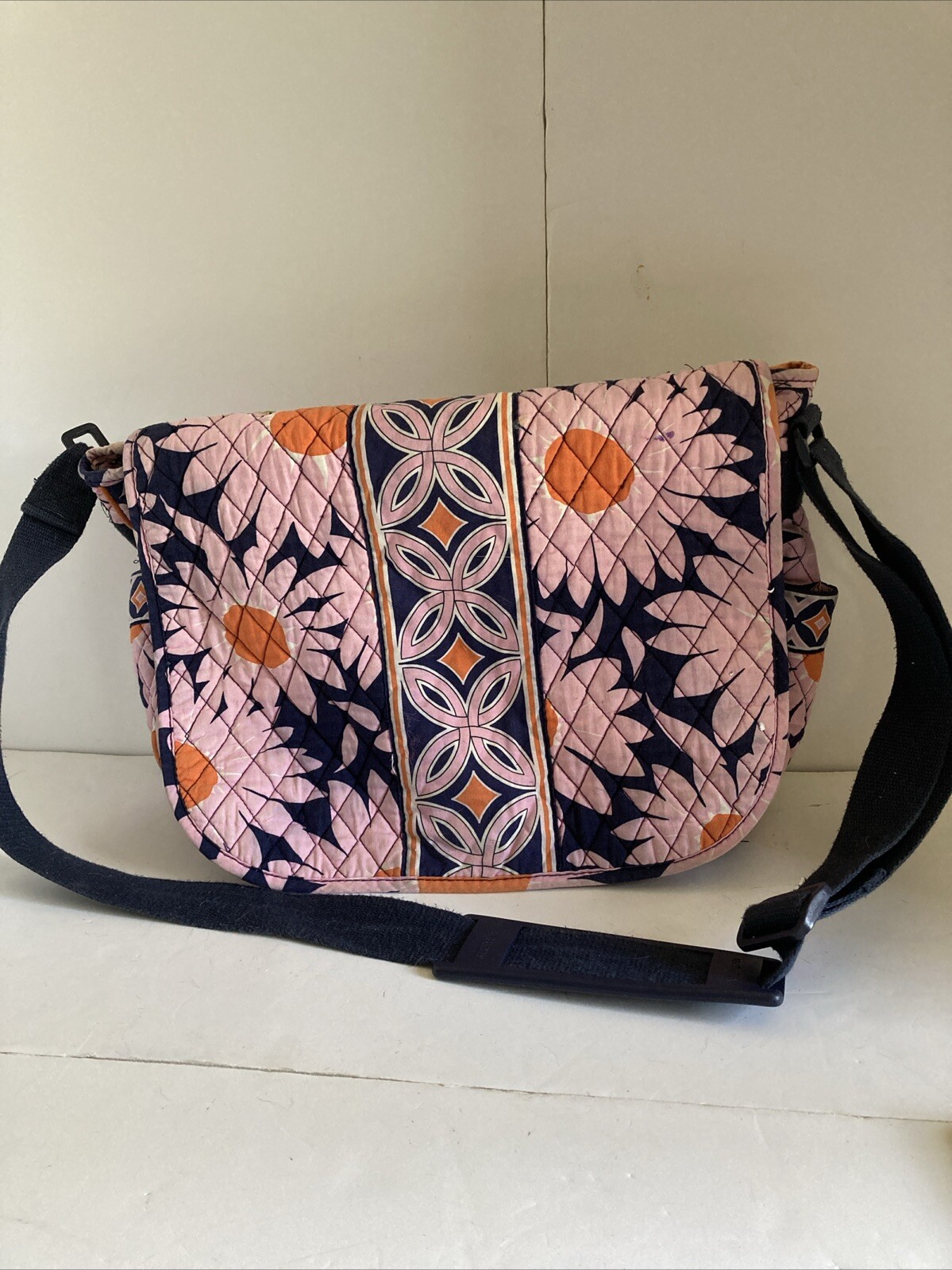 Vera Bradley Over The Shoulder Purse/Tablet 15”x 11.5”x4” Sm. Green/ Blue Spot