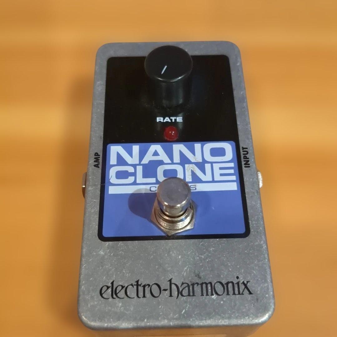 electro-harmonix NANO CLONE Chorus Effect Pedal