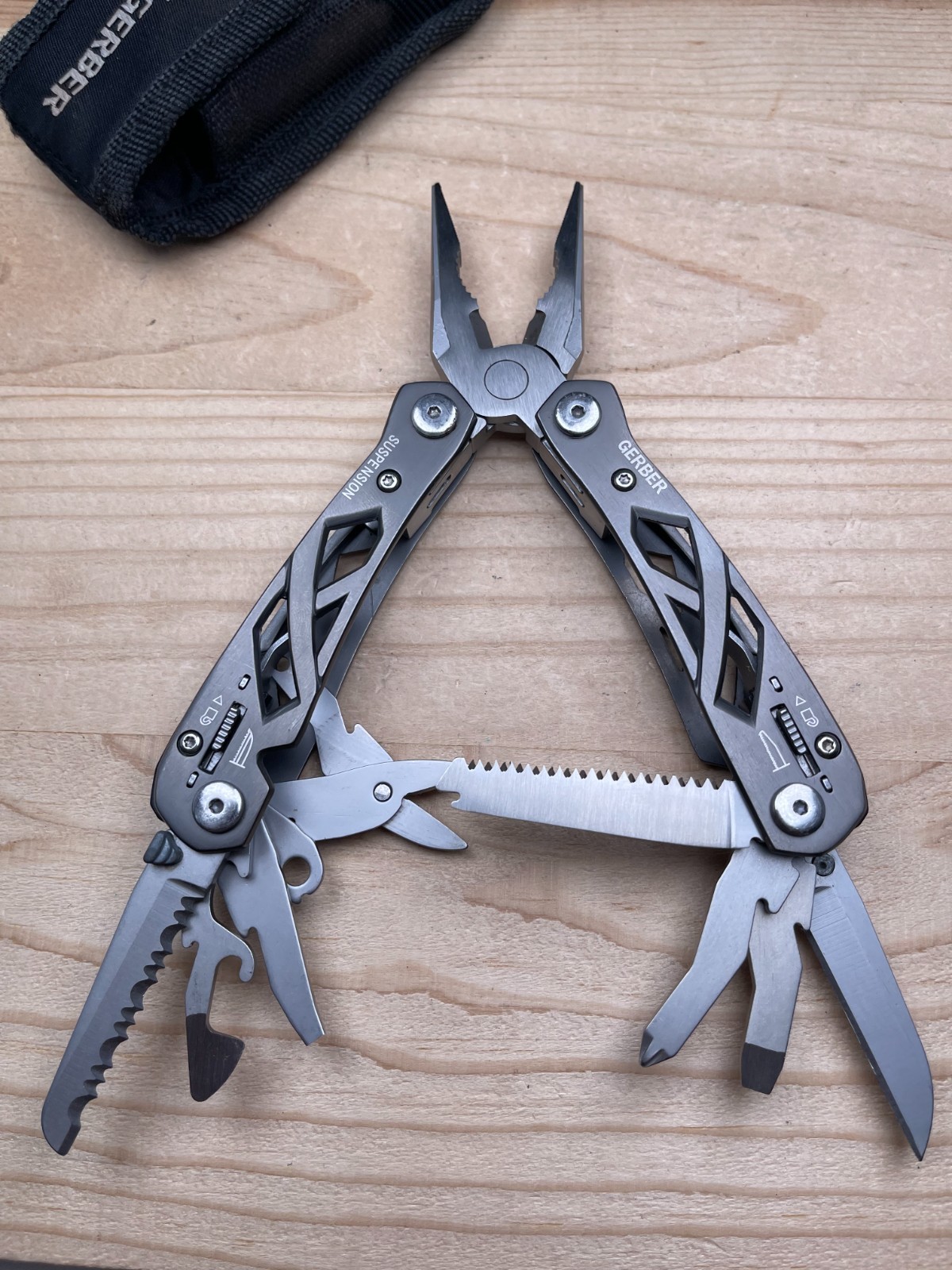 Gerber Suspension Gray Multi-Tool Plier Knife Scissors with Nylon Sheath
