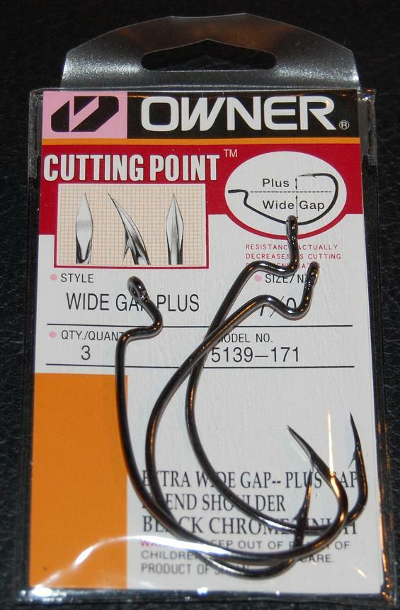 Owner 5139 Wide Gap Plus - Size 7/0  Bass Hooks Pack of 3