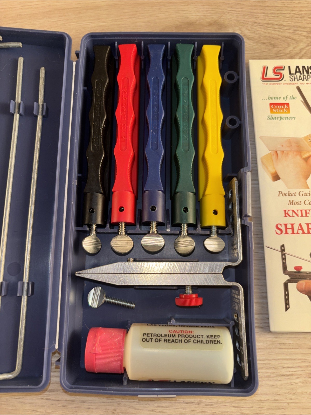Lansky Knife Sharpener LKCLX – Deluxe 5-Stone Precision System