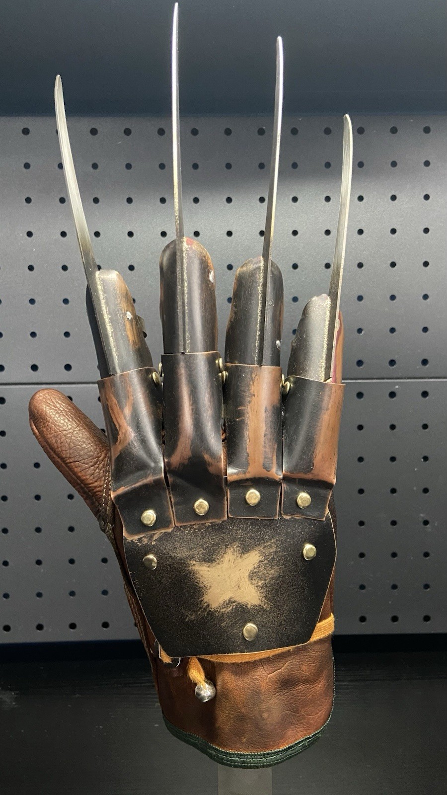Part 3 Freddy Krueger Glove (Size Medium)