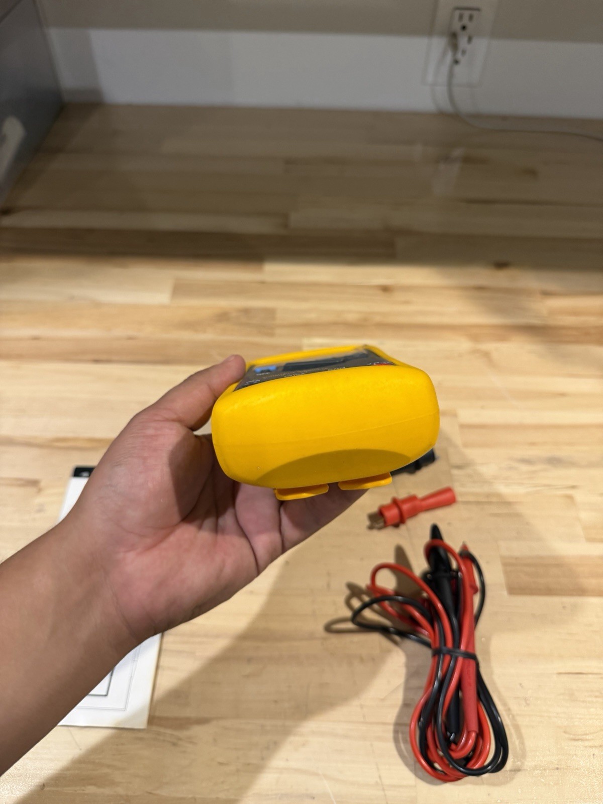 FLUKE 787 PROCESSMETER SHIPS FAST - FREE SHIPPING