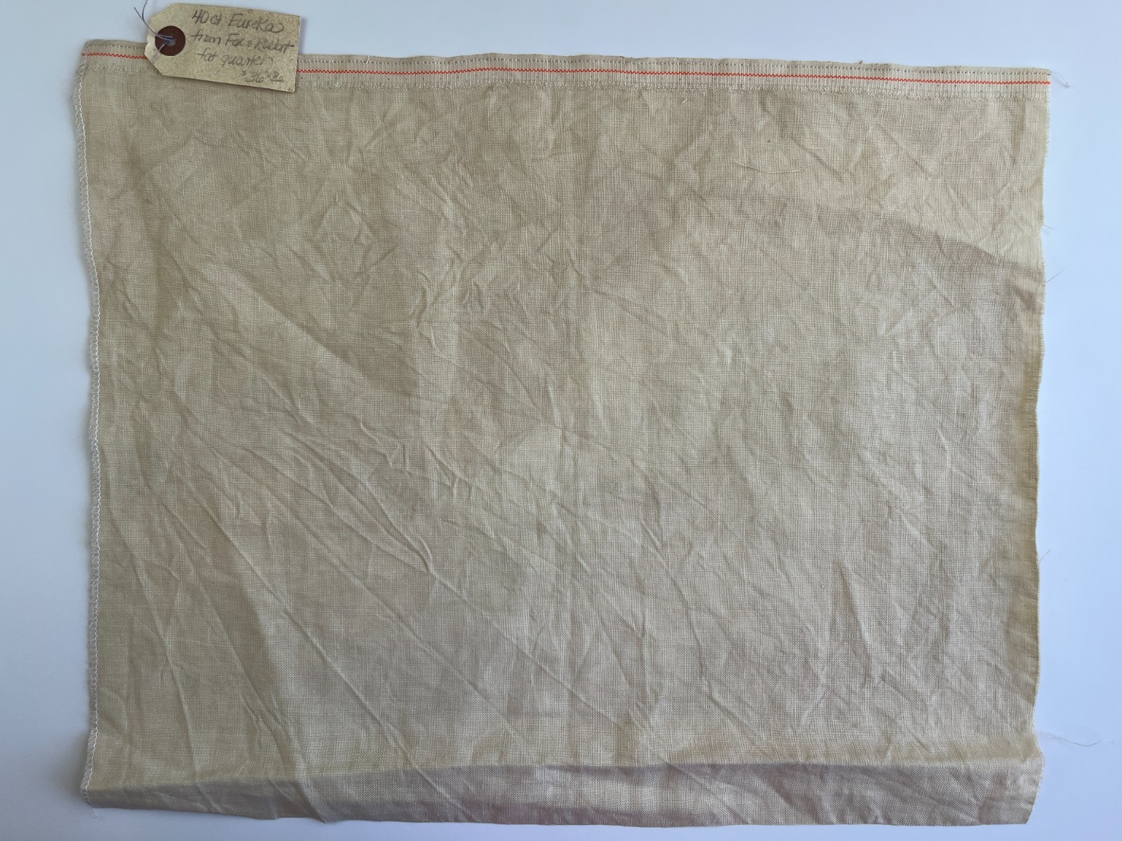 Fox & Rabbit 40 Ct Linen in Eureka 14.5x18