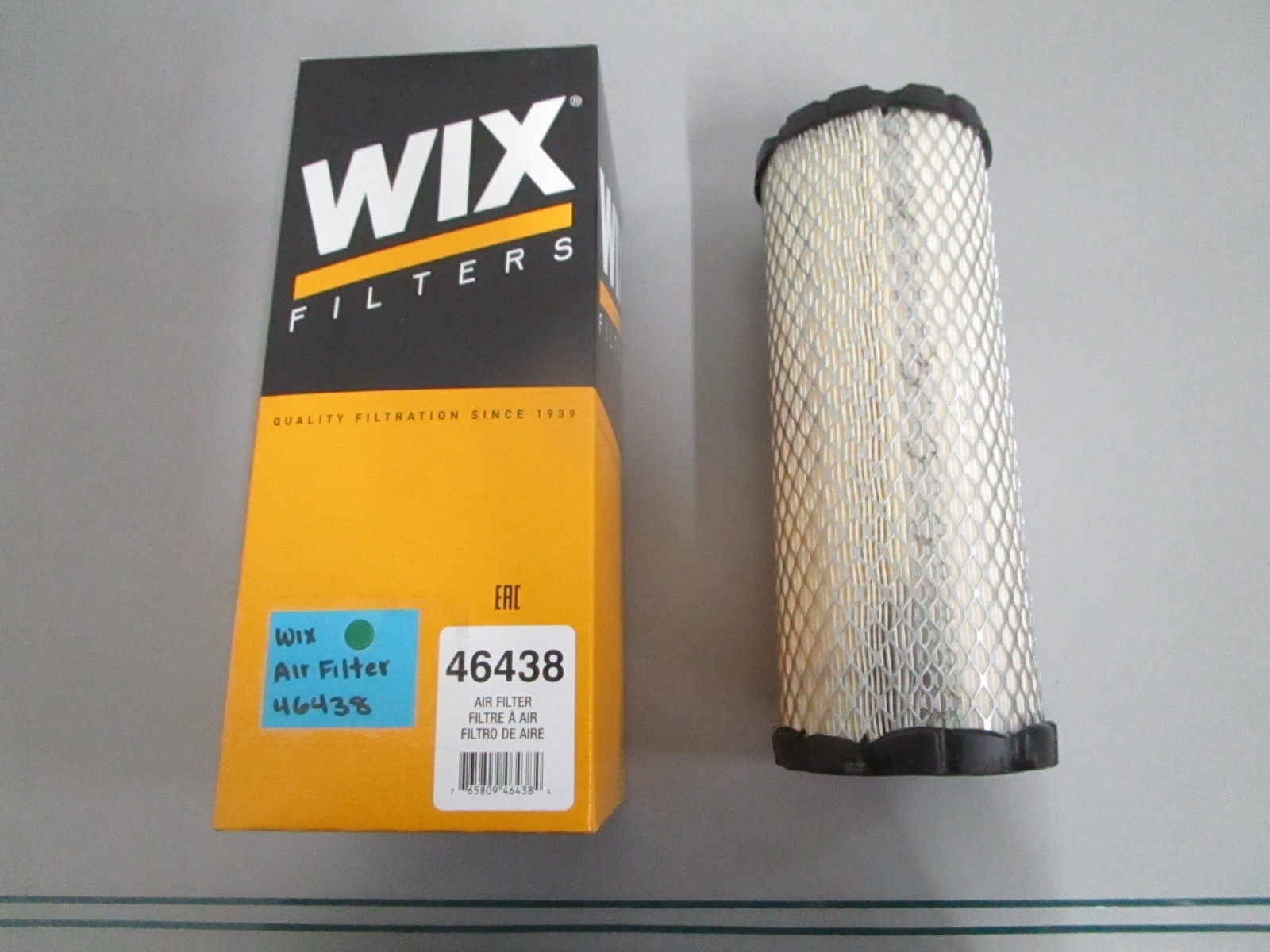 NEW OEM 46438 Wix Air Filter 0820